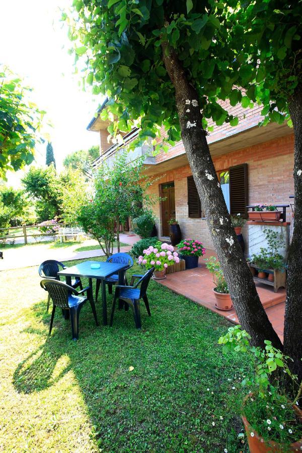 Casa Milena Hotel San Gimignano Buitenkant foto